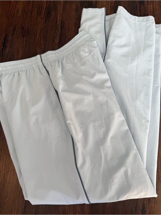 Lululemon Court Rival Wide Leg Pant Sz 4 EUC Soft Blue - Picture 5 of 7